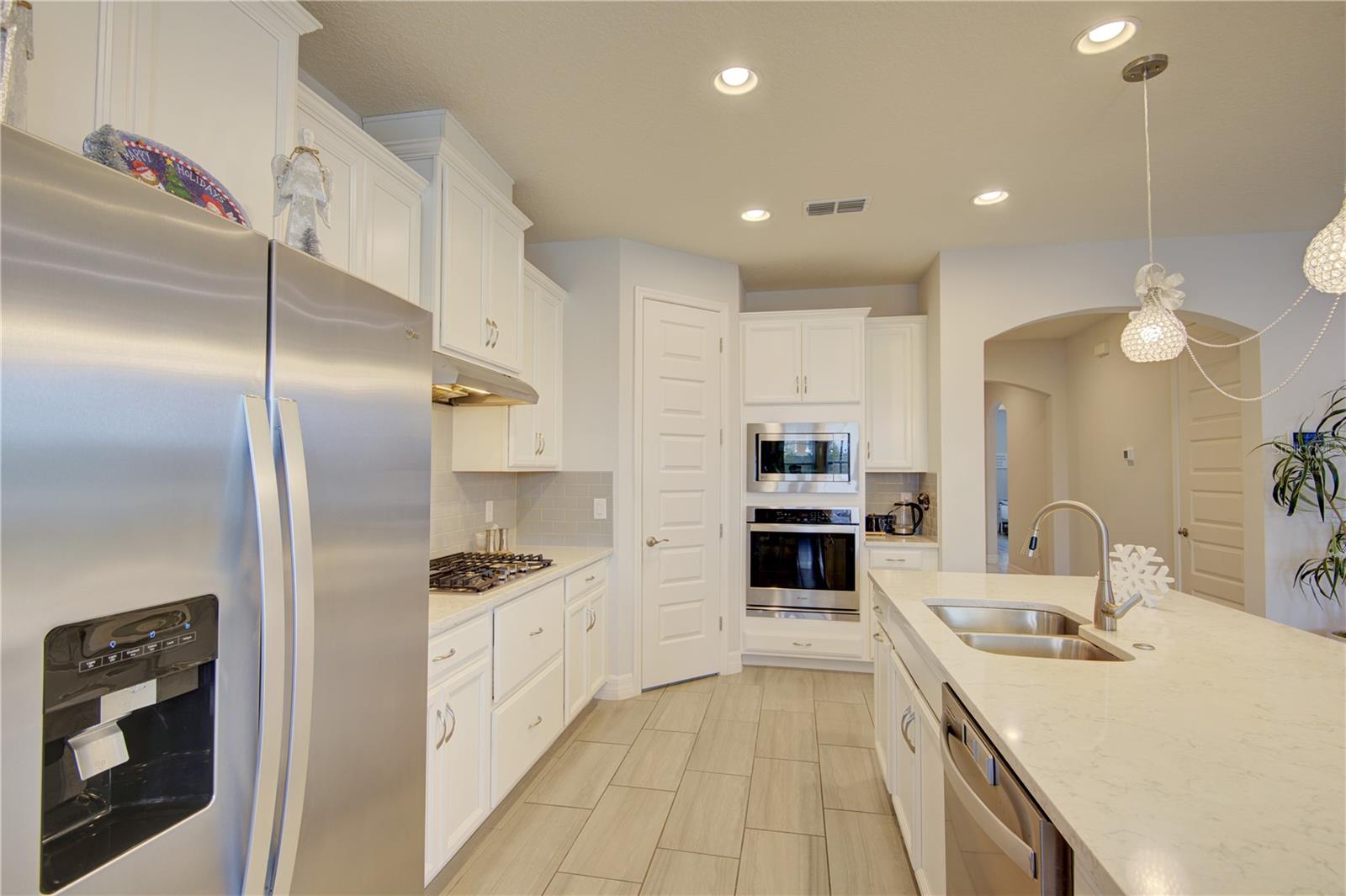 PARKDALE PLACE - Residential