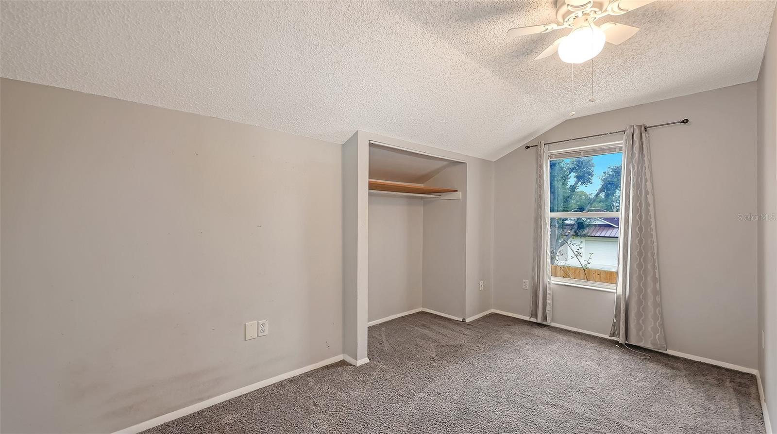 BEE RIDGE FARMS SUB - Residential