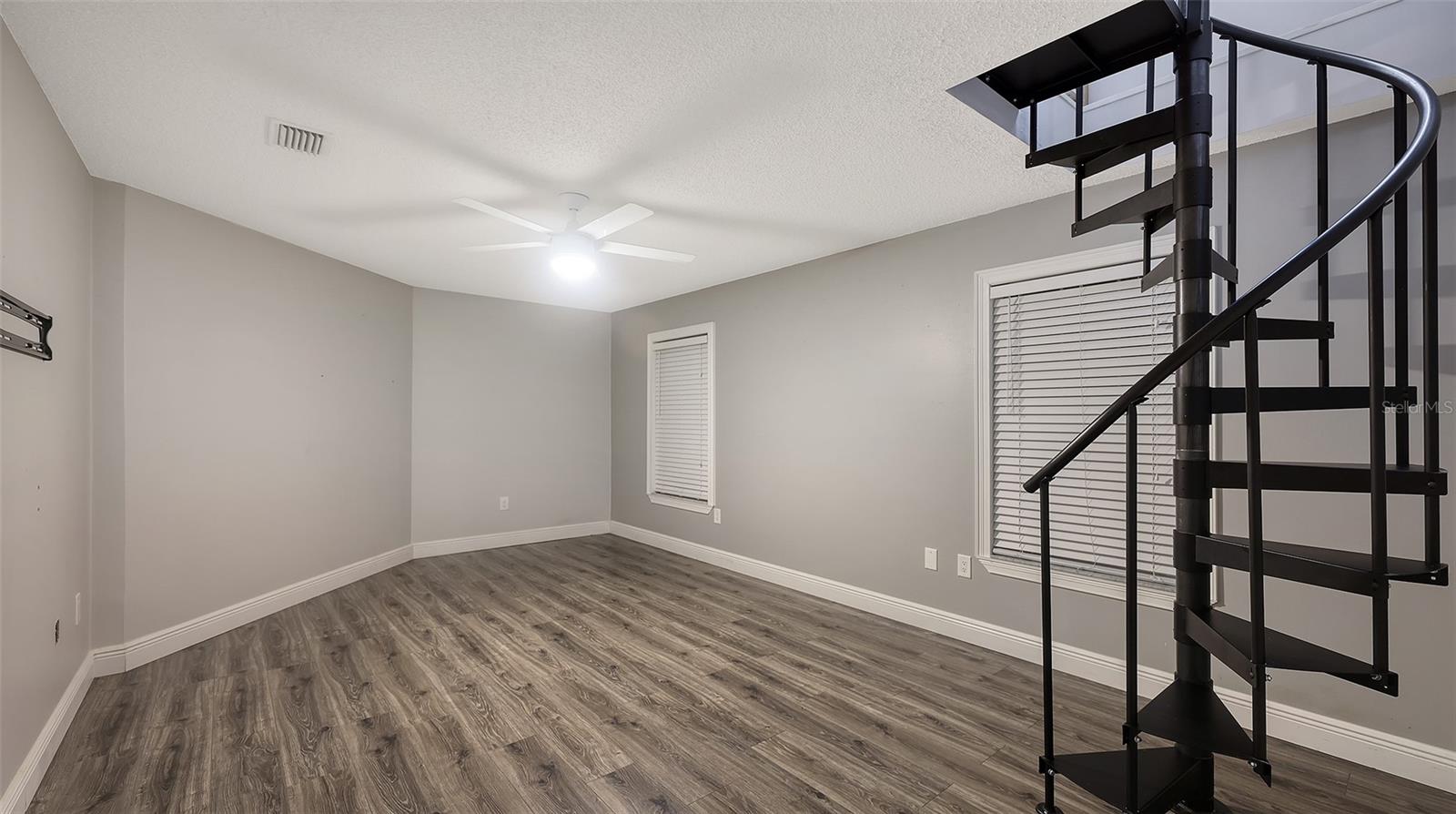 BEE RIDGE FARMS SUB - Residential