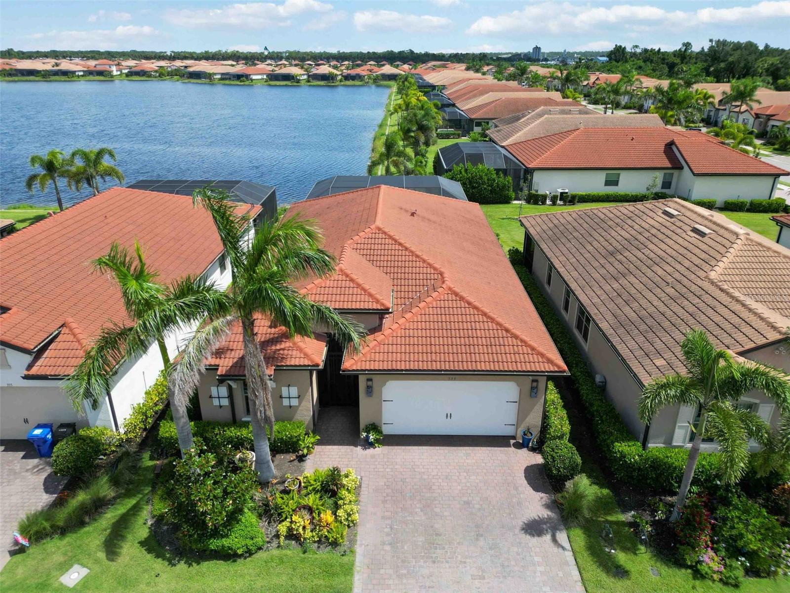TOSCANA ISLES - Residential