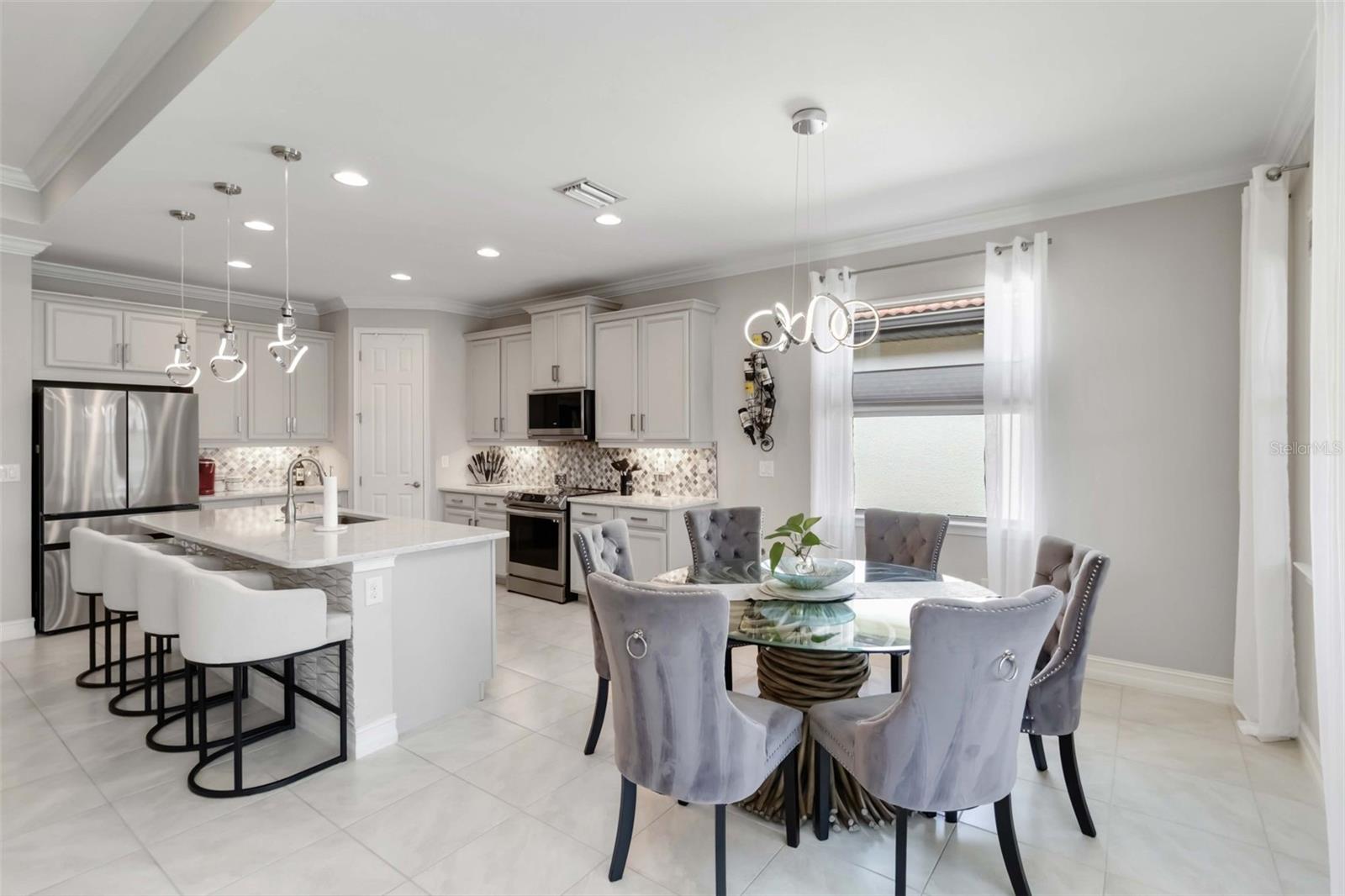 TOSCANA ISLES - Residential