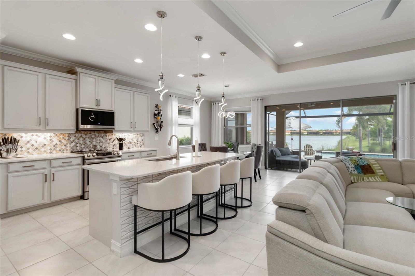 TOSCANA ISLES - Residential