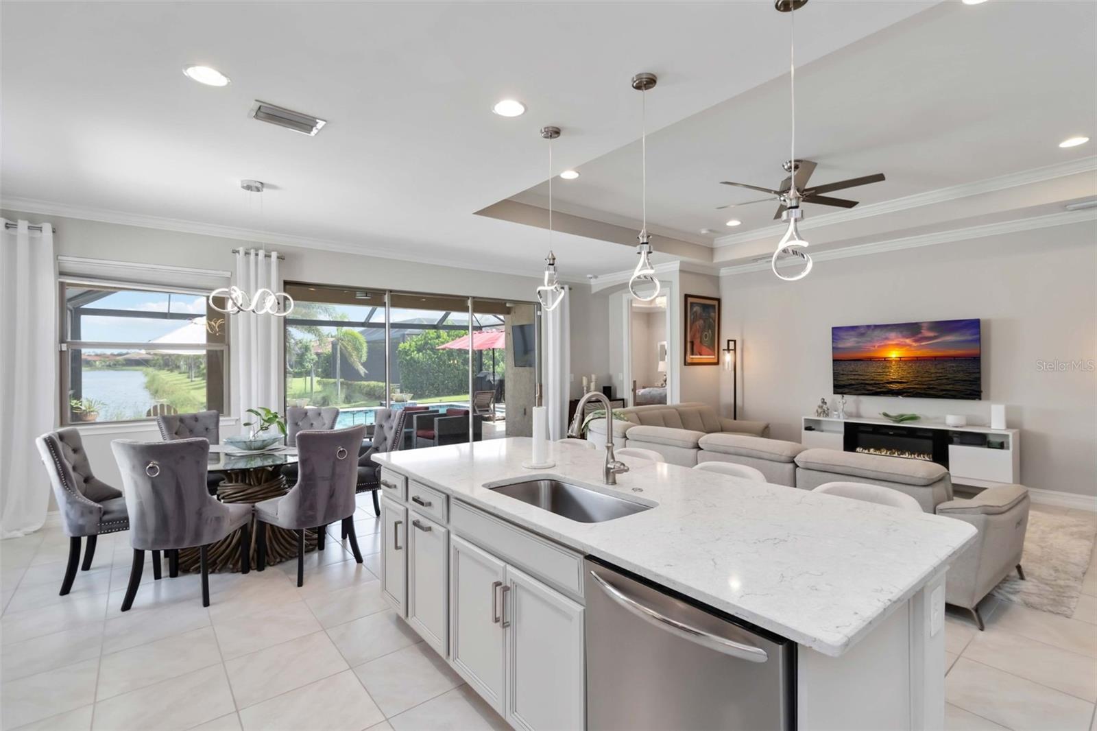 TOSCANA ISLES - Residential