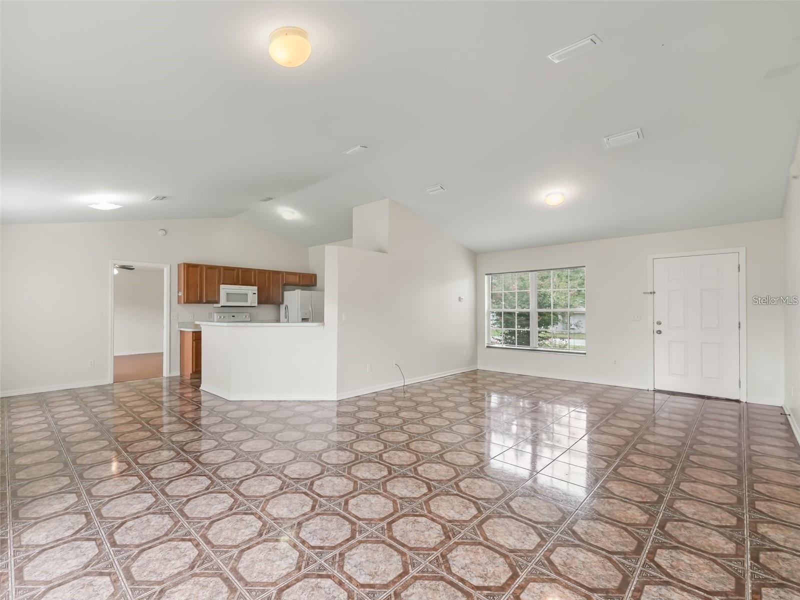 ORANGE BLOSSOM HILLS - Residential Lease