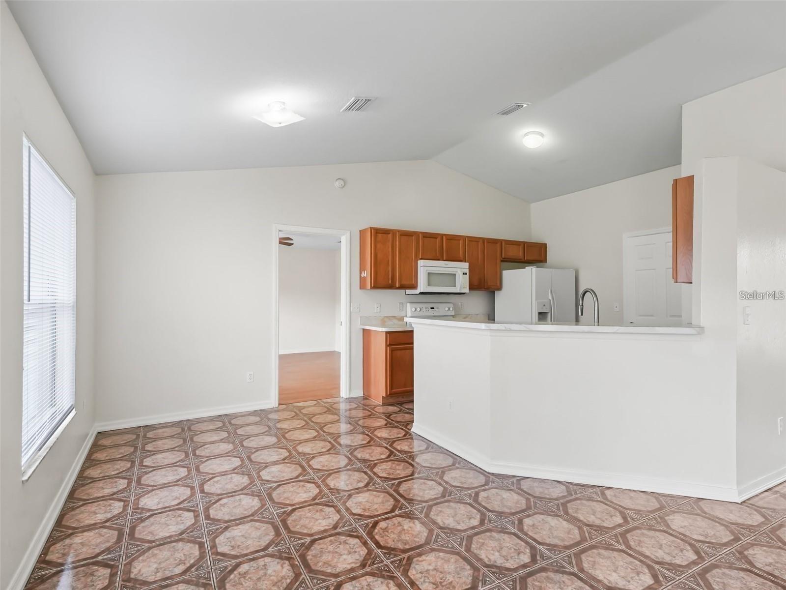 ORANGE BLOSSOM HILLS - Residential Lease