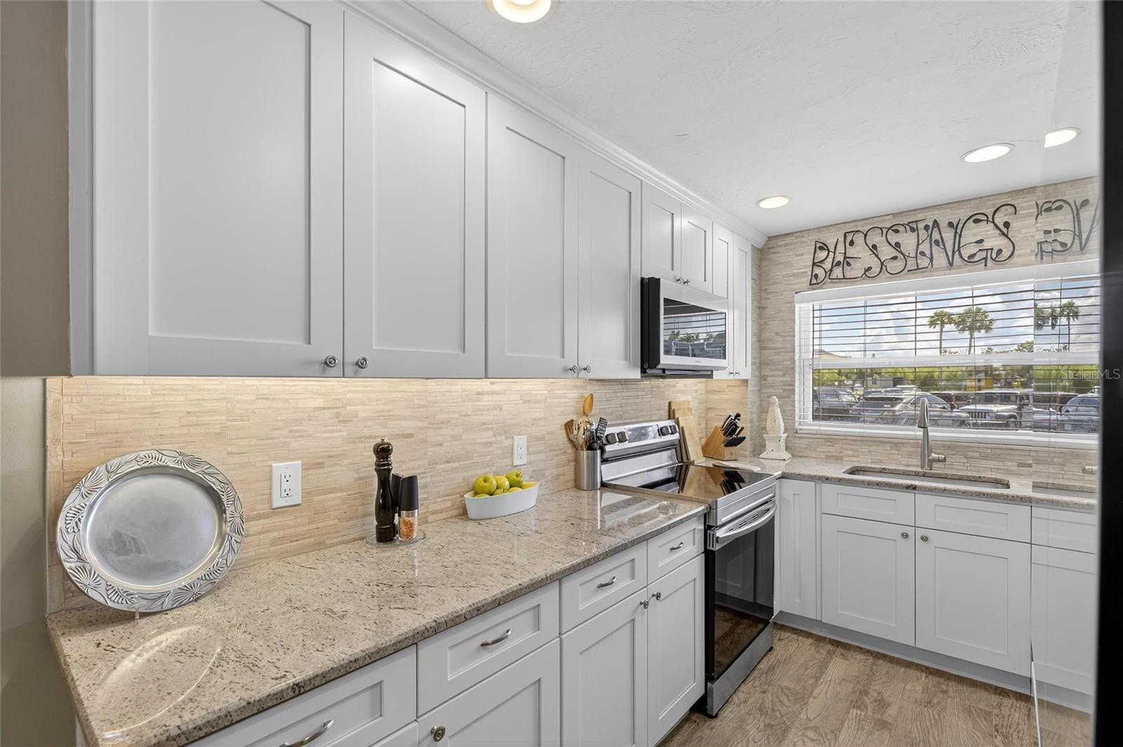 ANCHOR POINT A CONDO - Residential