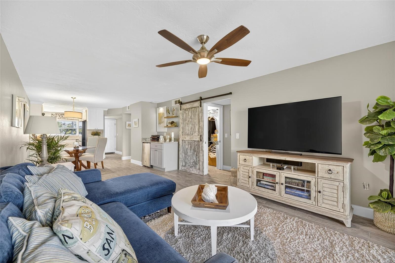 ANCHOR POINT A CONDO - Residential