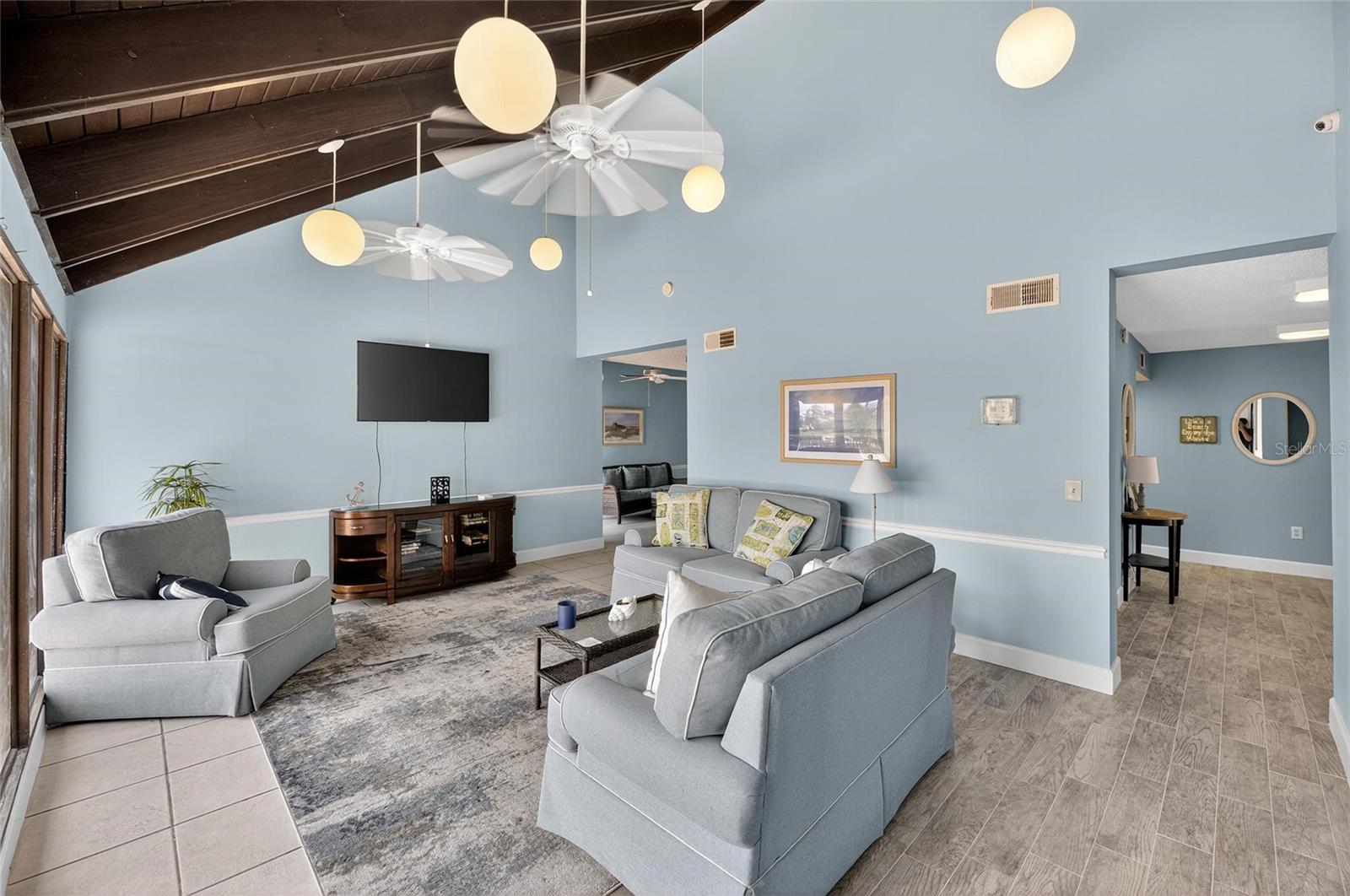 ANCHOR POINT A CONDO - Residential