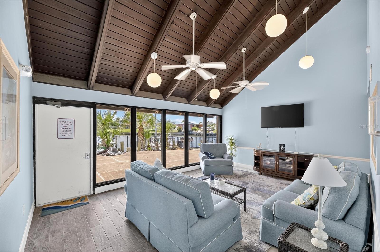 1028 APOLLO BEACH BOULEVARD 114