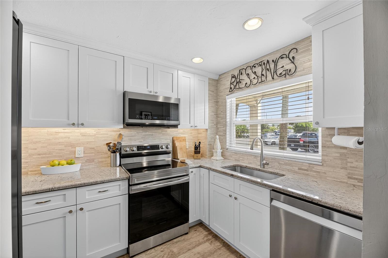 ANCHOR POINT A CONDO - Residential