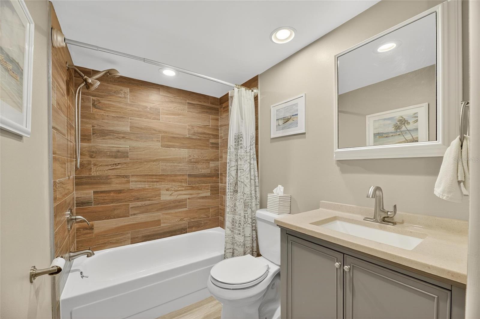 ANCHOR POINT A CONDO - Residential