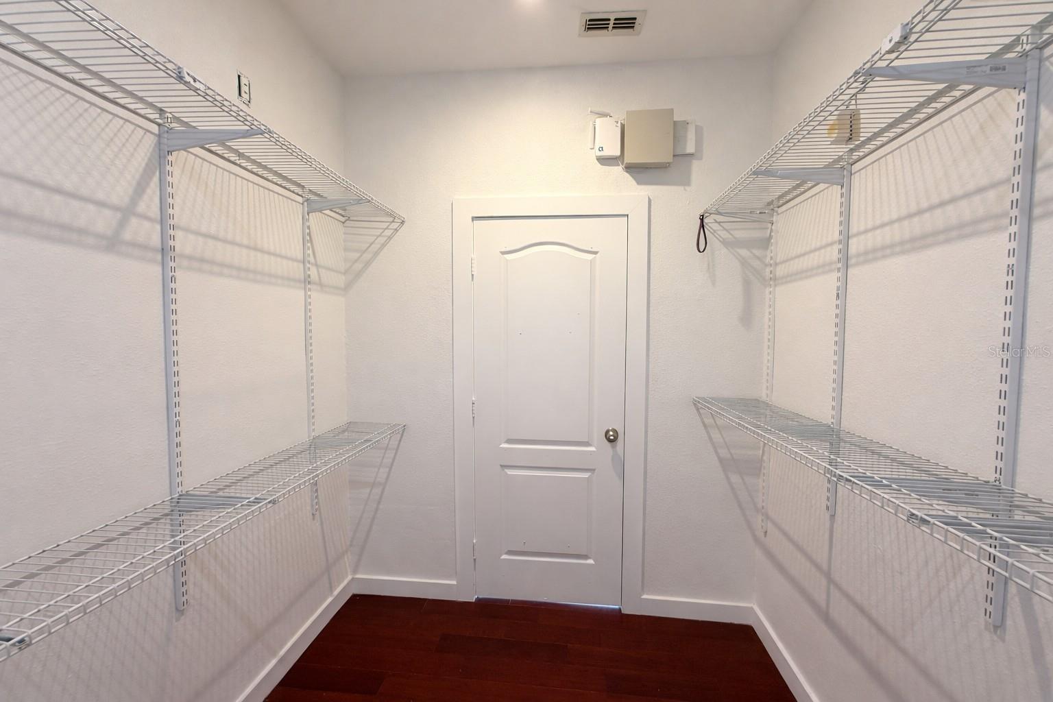 ESTANCIA - Residential