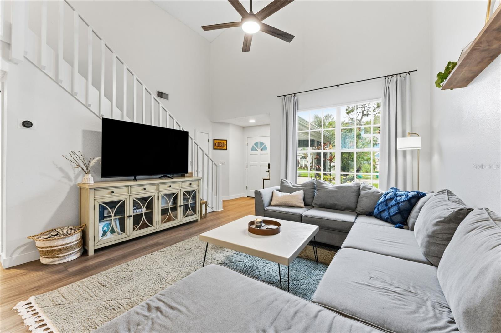 7226 HUMMINGBIRD LANE