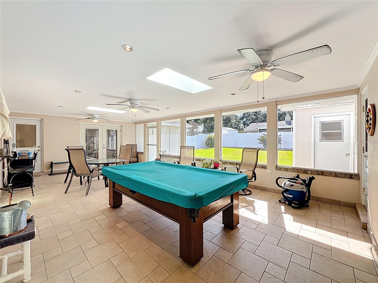 BARCLAY WOODS 3RD ADD - Residential