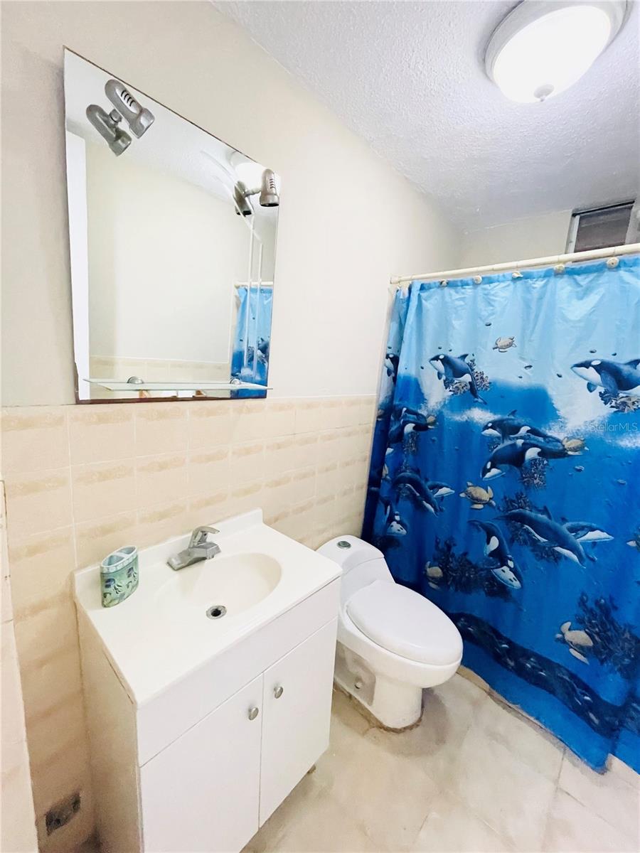 URB. FLAMBOYANES - Residential