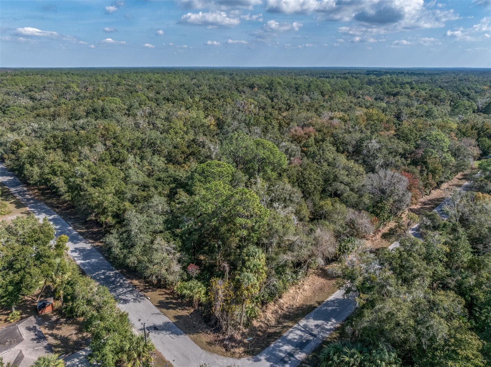 CRYSTAL MANOR UNIT 02 - Land