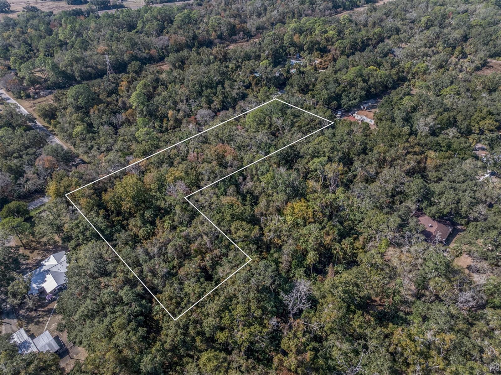 CRYSTAL MANOR UNIT 02 - Land