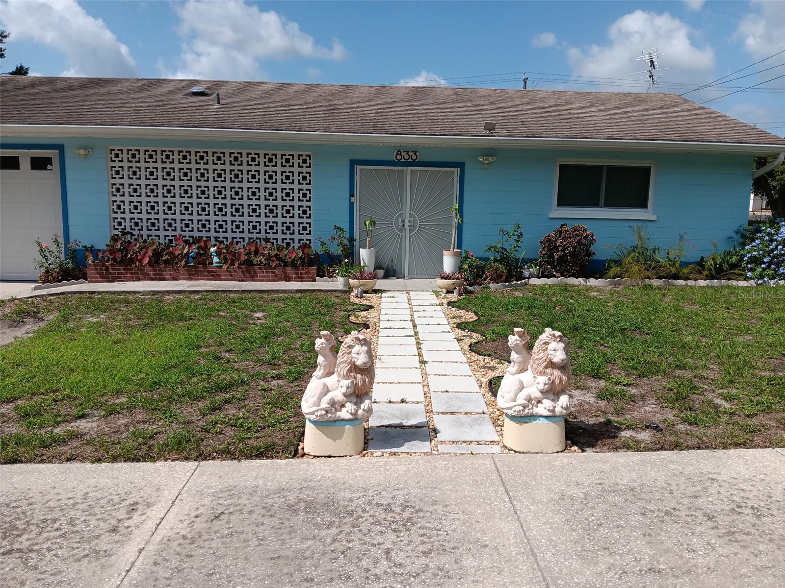 833 CHANNING ROAD