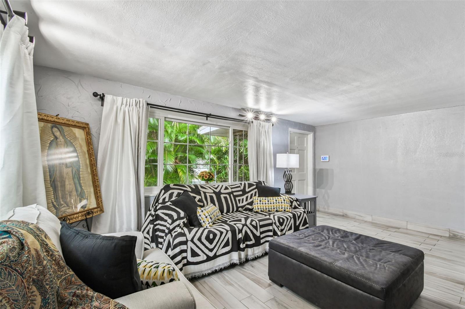 LAKE VIEW PARK SUB - Residential