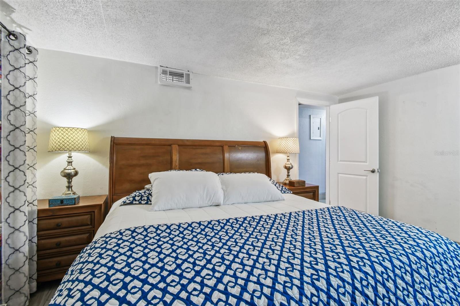 LAKE VIEW PARK SUB - Residential