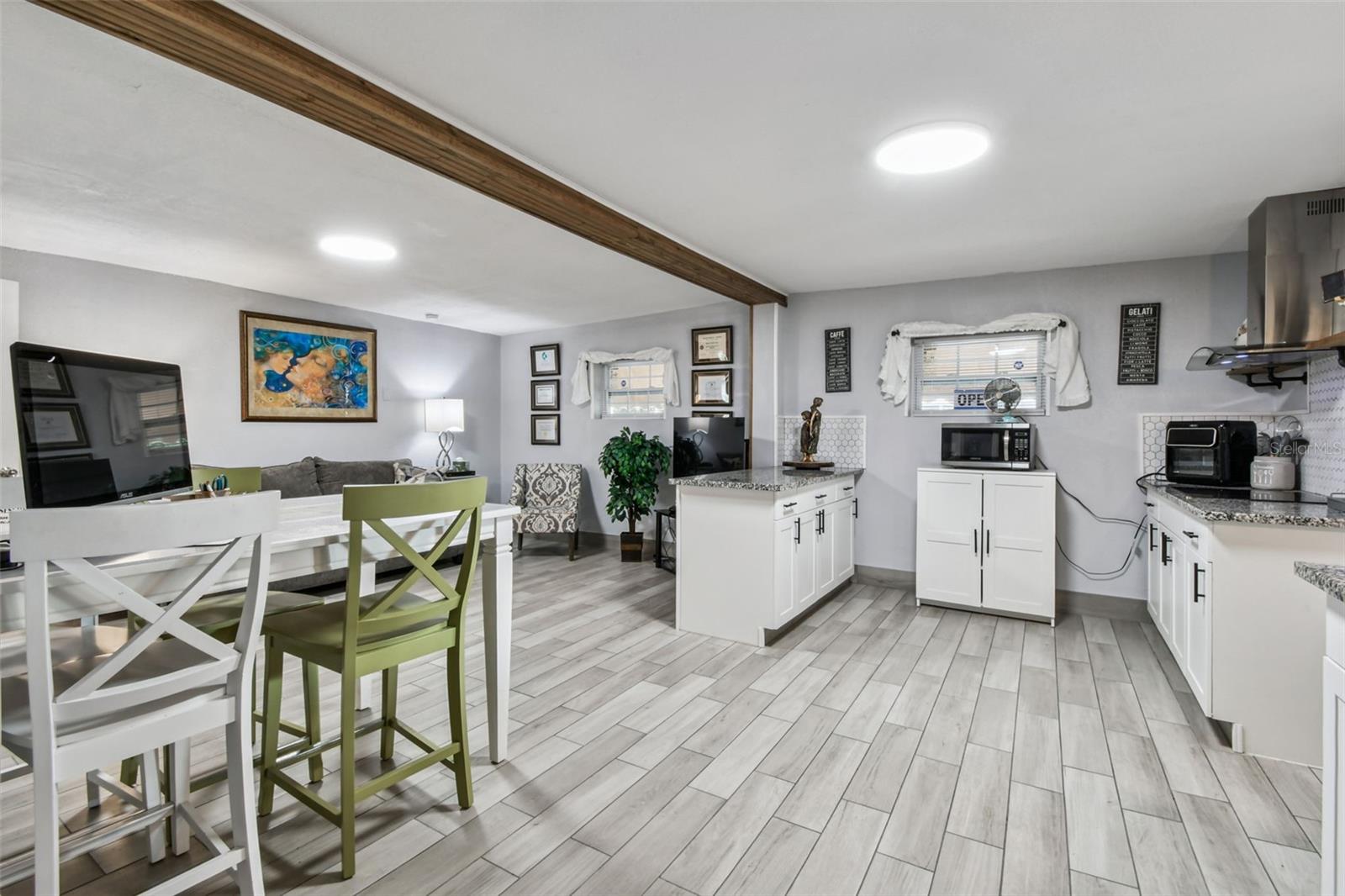 LAKE VIEW PARK SUB - Residential