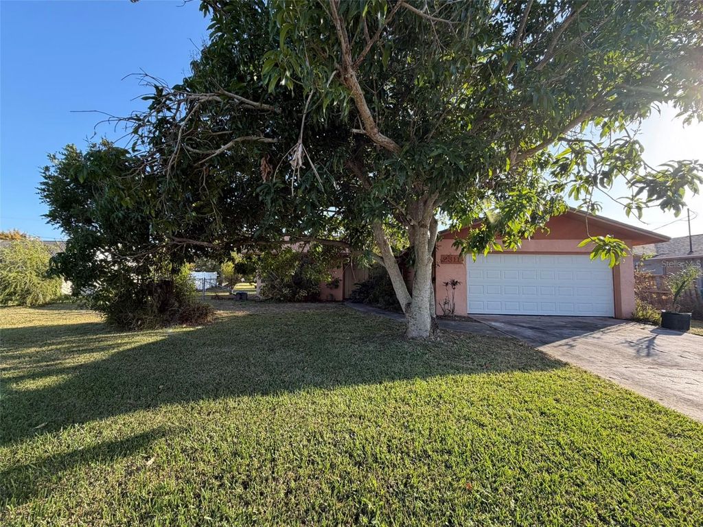 Photo of 2311 15th Street W, Palmetto, FL 34221 (MLS # A4679921)