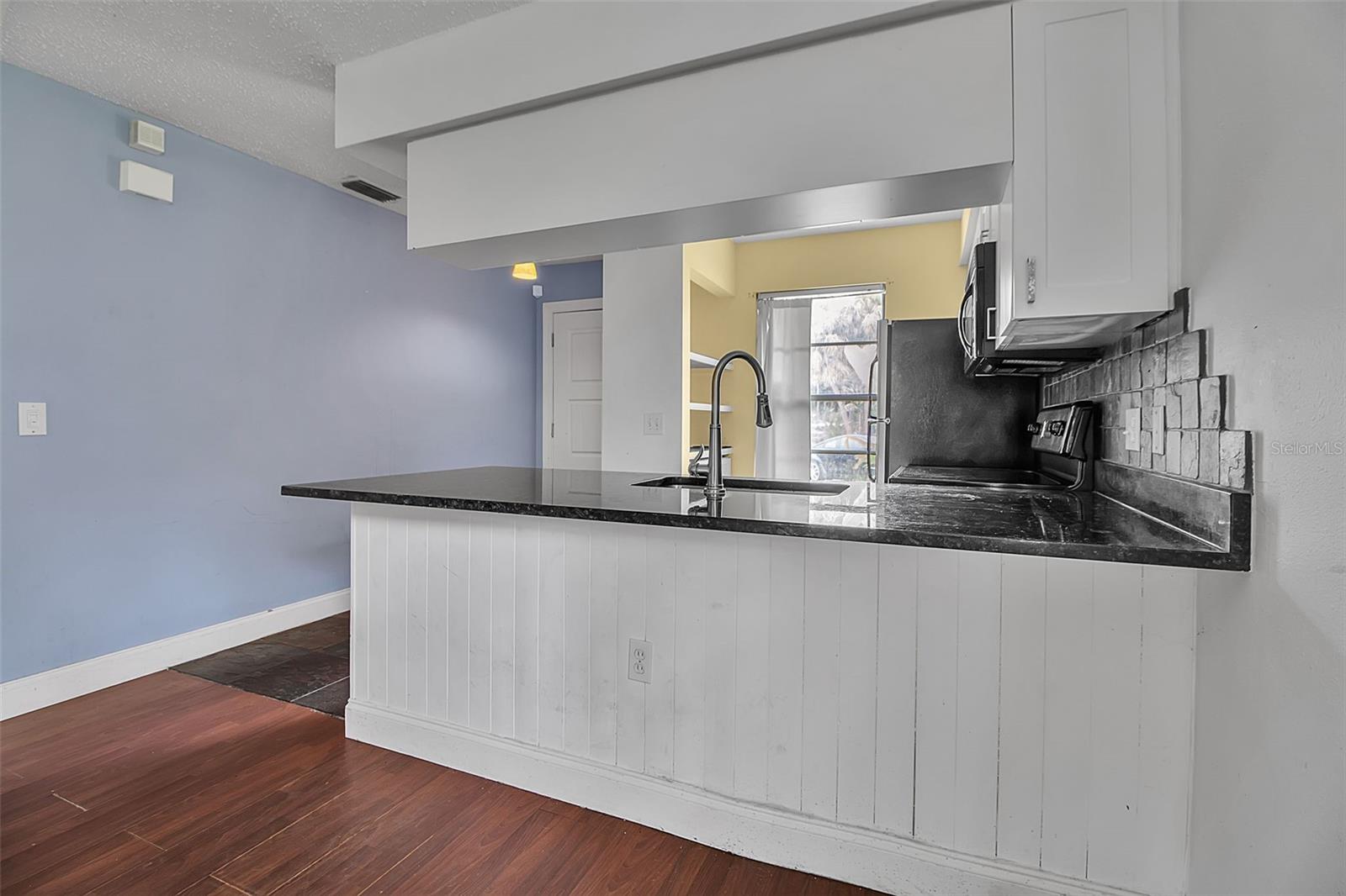 13 SUMMER WIND - Residential