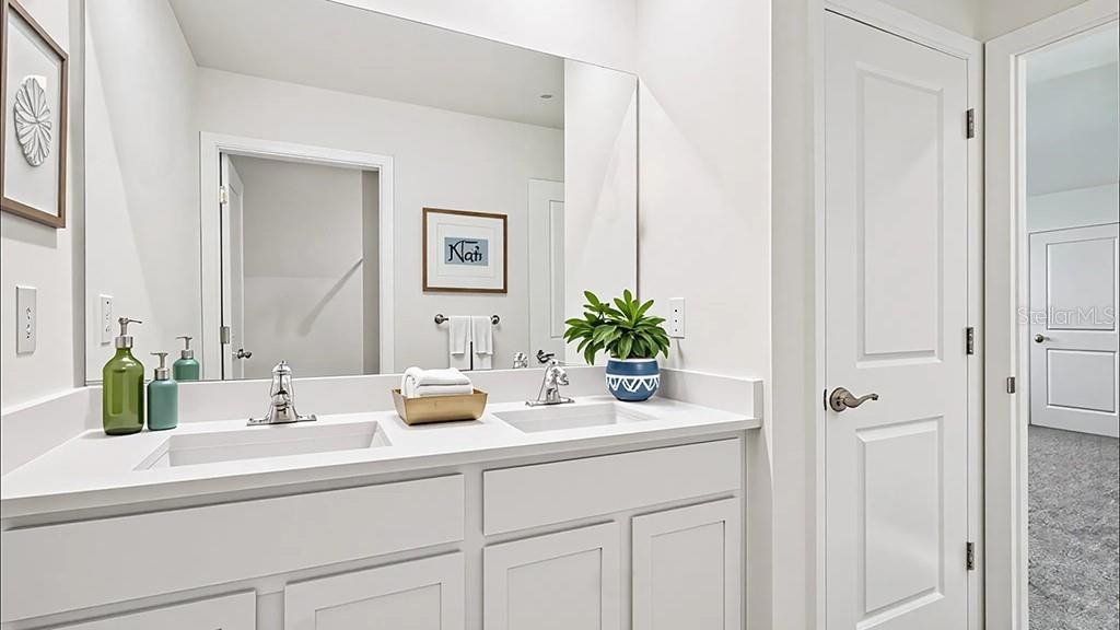 OAKS PRESERVE - Residential