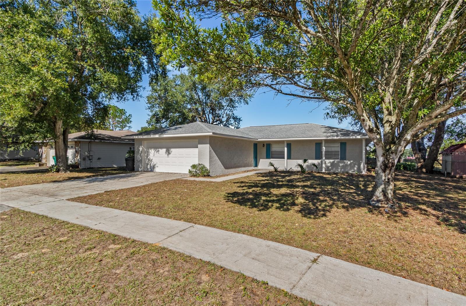 EUSTIS LAKE JOANNA HEIGHTS - Residential Lease