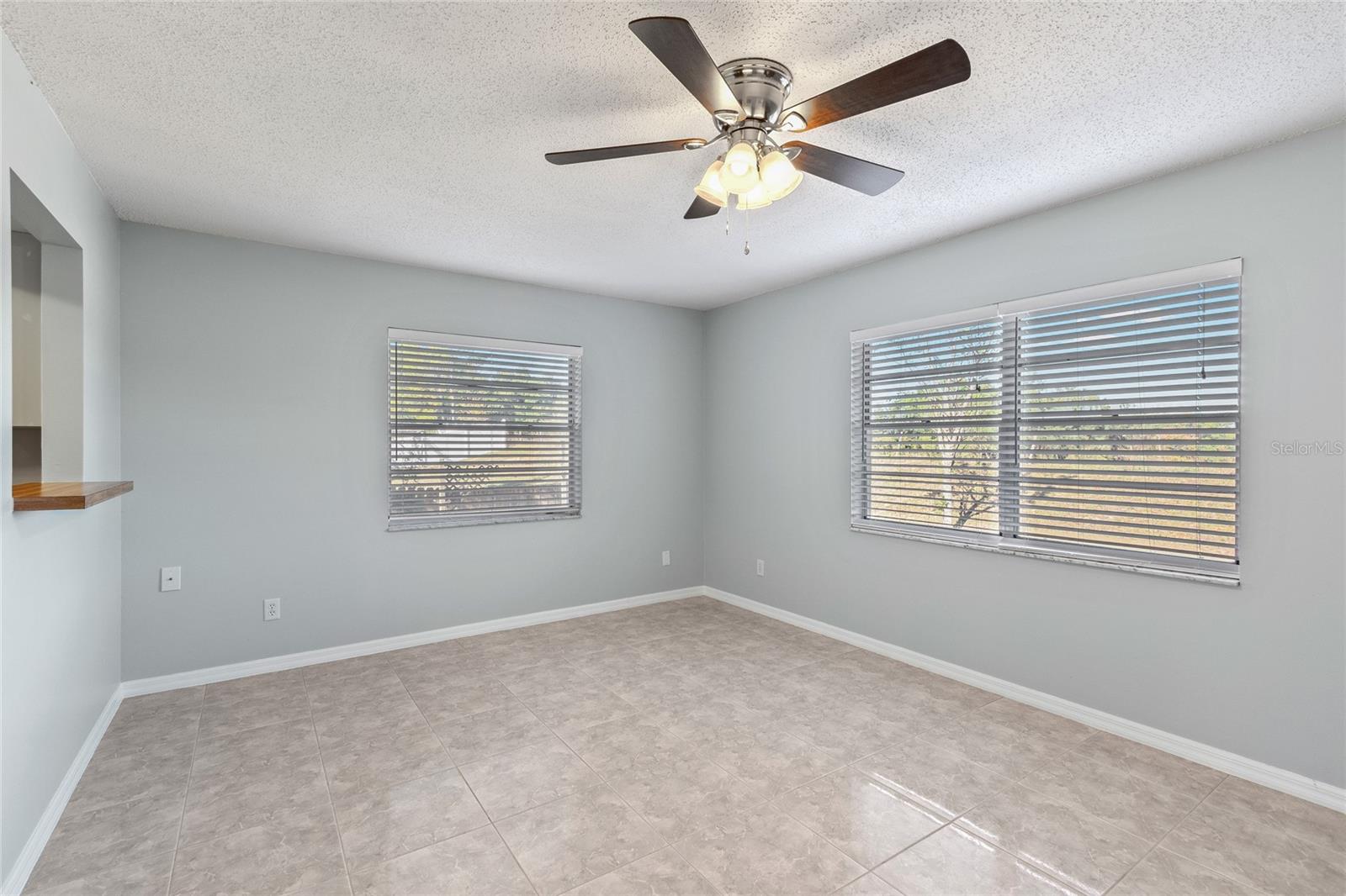 EUSTIS LAKE JOANNA HEIGHTS - Residential Lease
