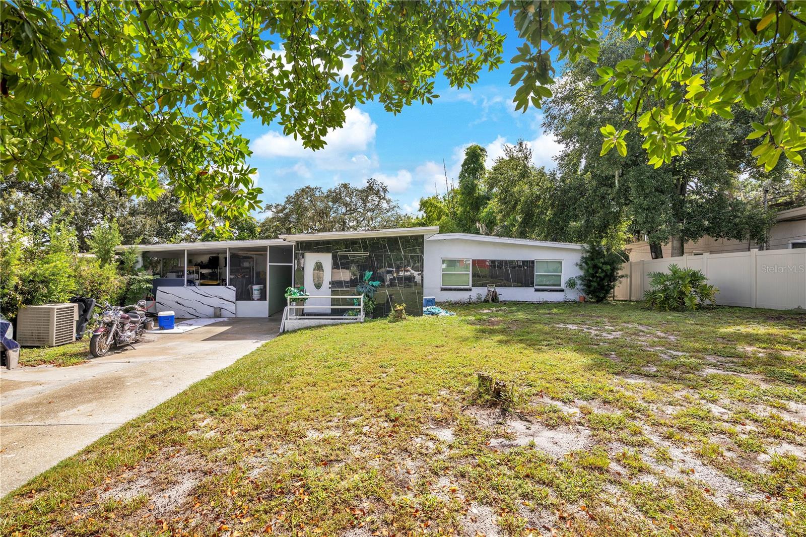 6712 NINA ROSA DRIVE