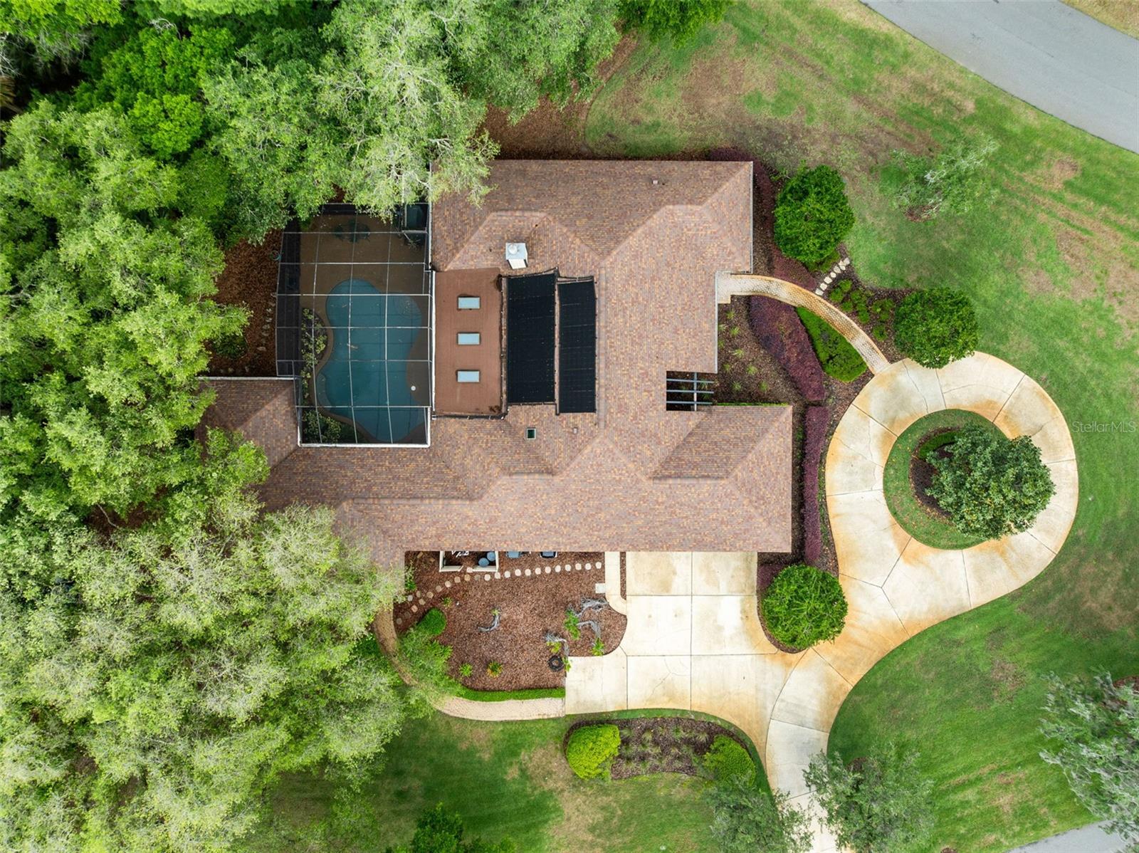 ROANN ESTATES - Residential