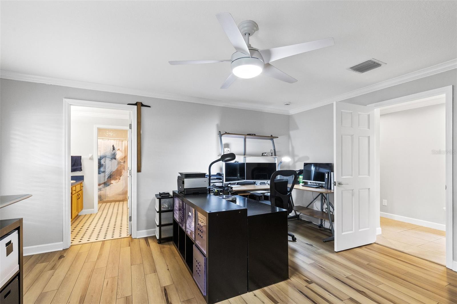 ROANN ESTATES - Residential