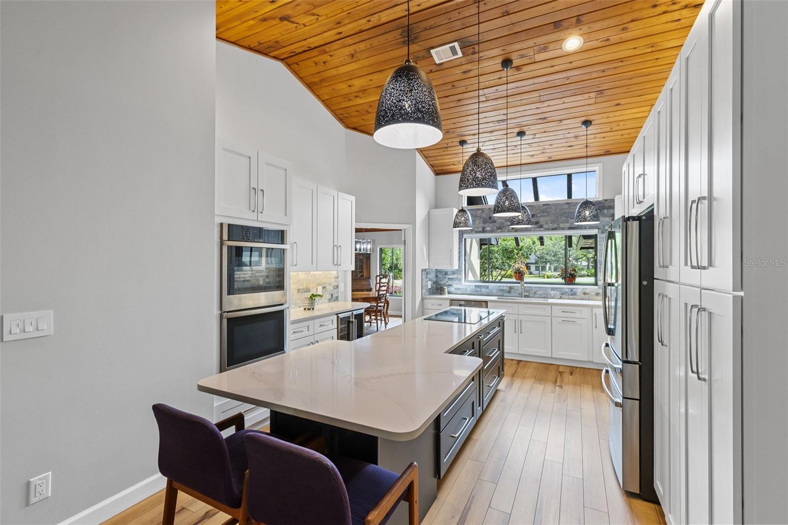 ROANN ESTATES - Residential