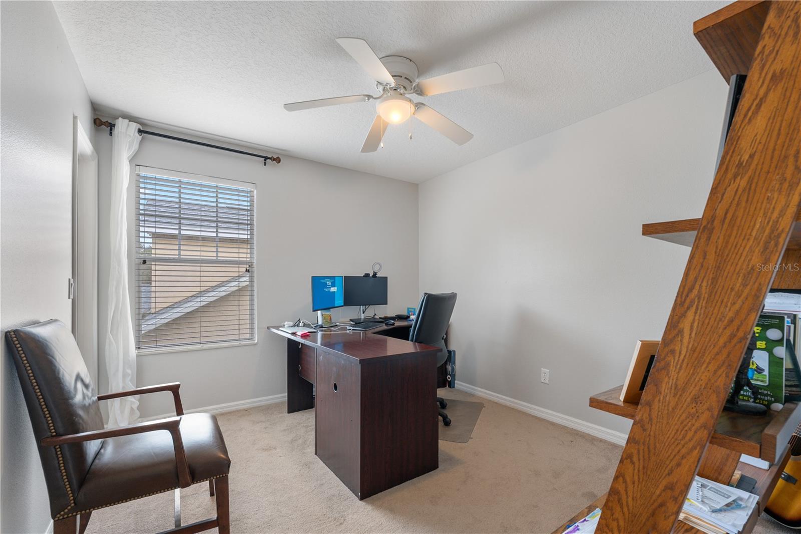 EDEN'S HAMMOCK - Residential Lease