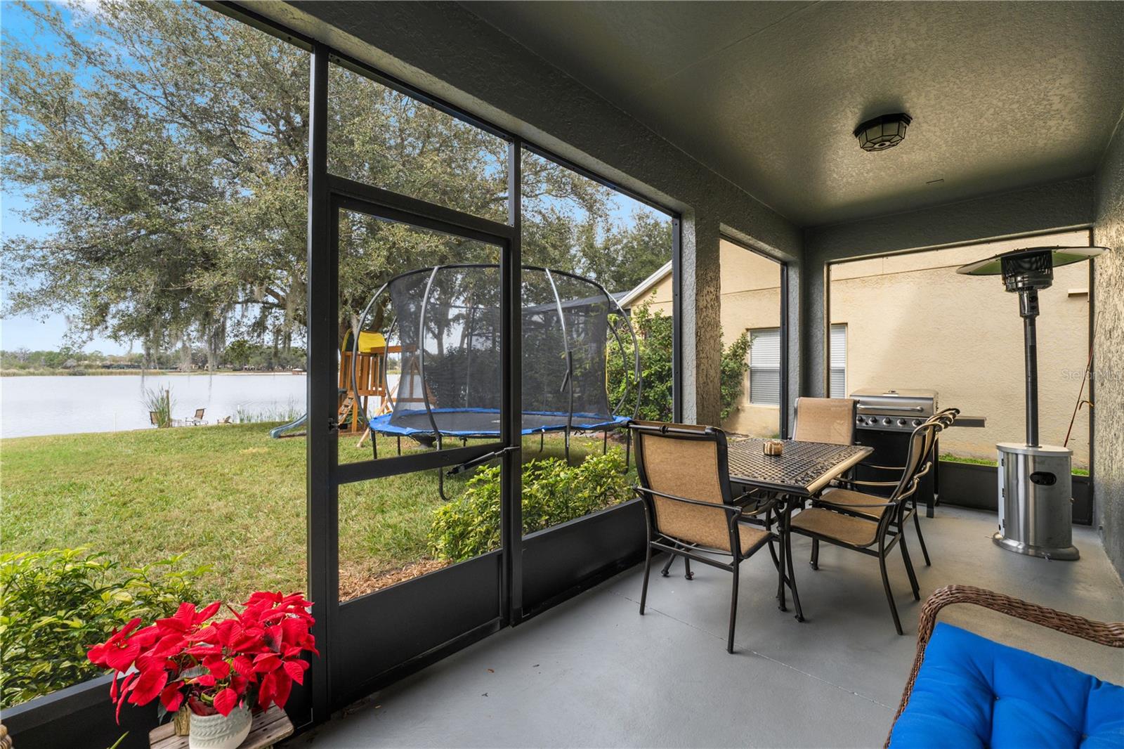 EDEN'S HAMMOCK - Residential Lease