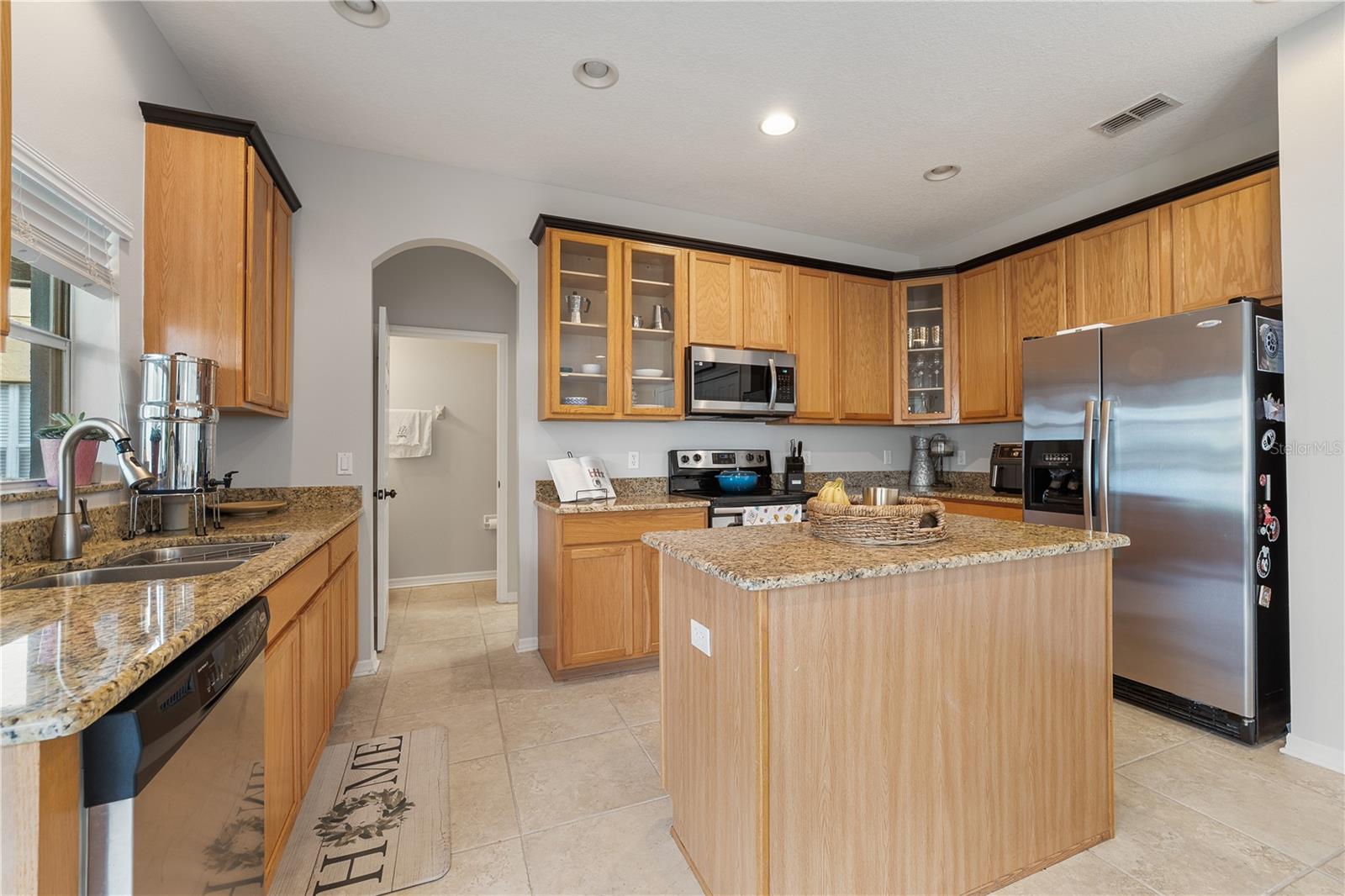 EDEN'S HAMMOCK - Residential Lease