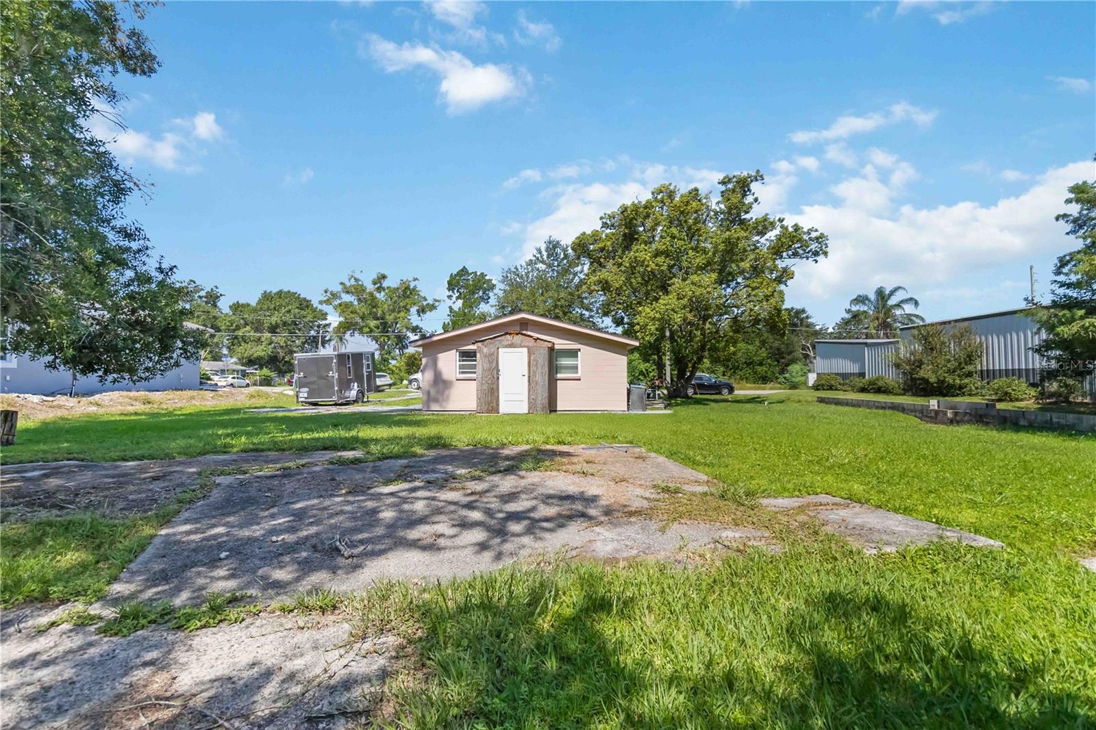 1415 RIVER ROAD