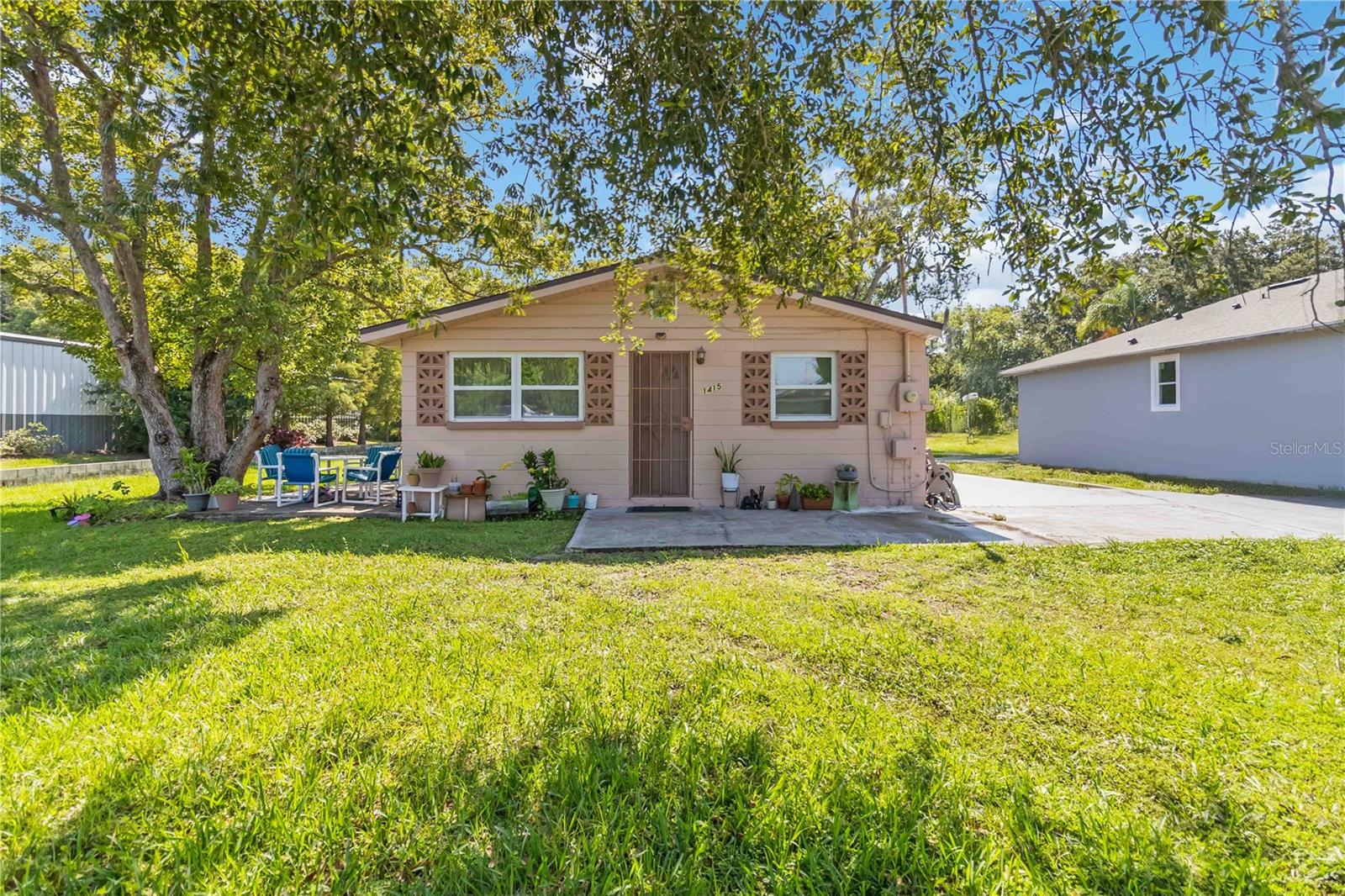 1415 RIVER ROAD