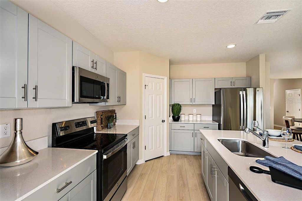 Photo of 9186 Shadow Valley Lane, Zephyrhills, FL 33541 (MLS # TB8455630)