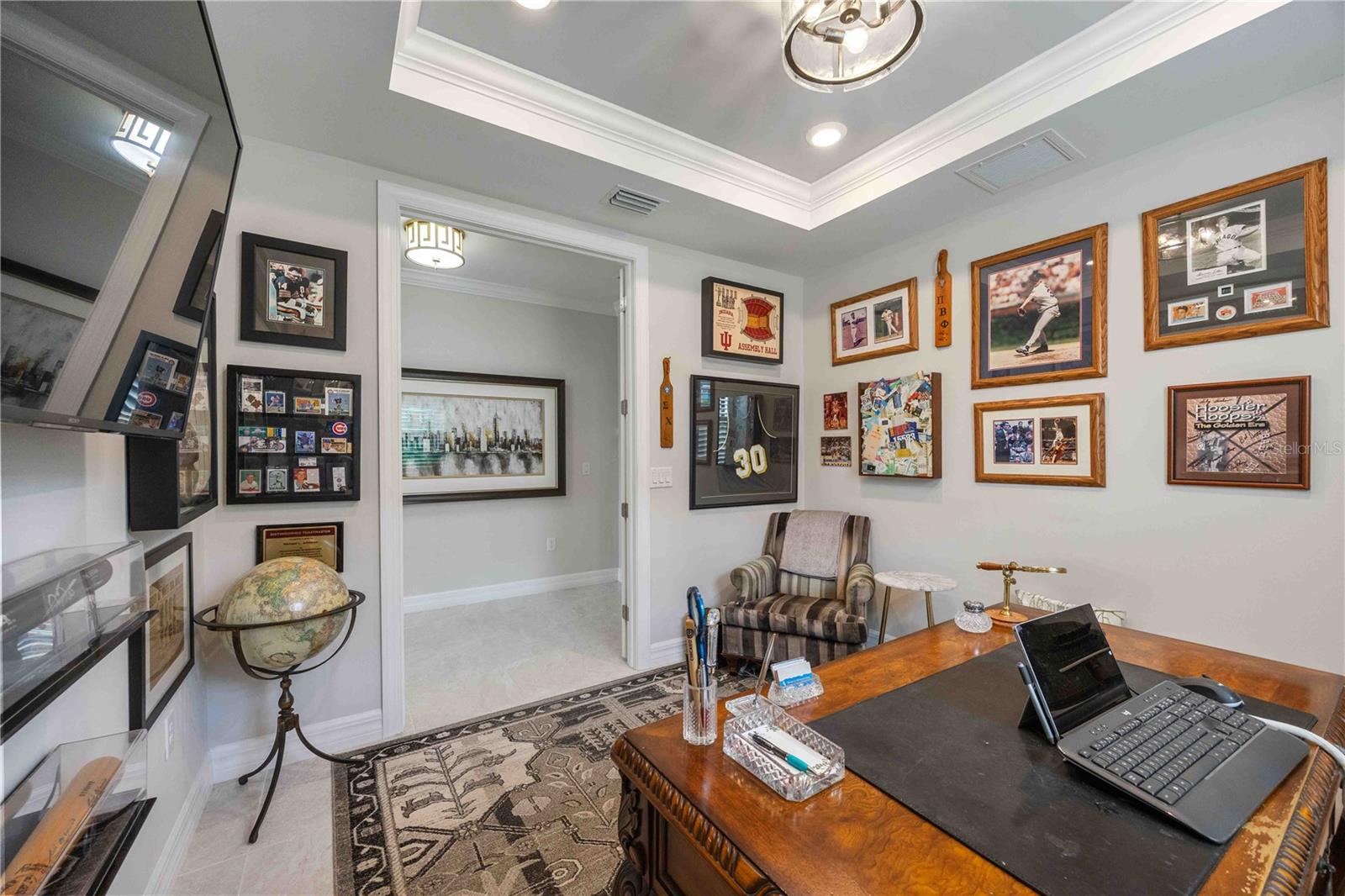 ISLANDWALK/THE WEST VLGS PH 8 - Residential