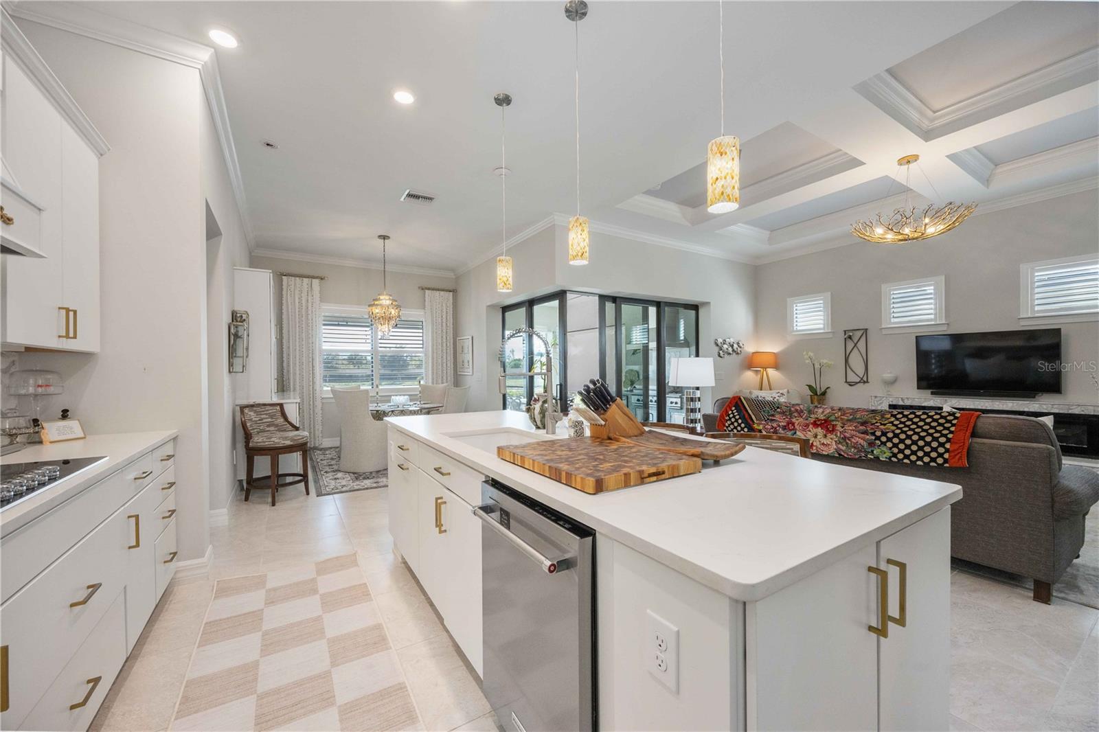 ISLANDWALK/THE WEST VLGS PH 8 - Residential