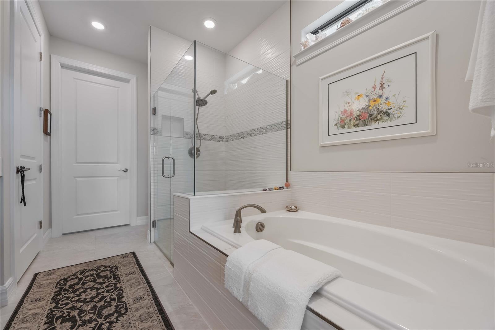 ISLANDWALK/THE WEST VLGS PH 8 - Residential