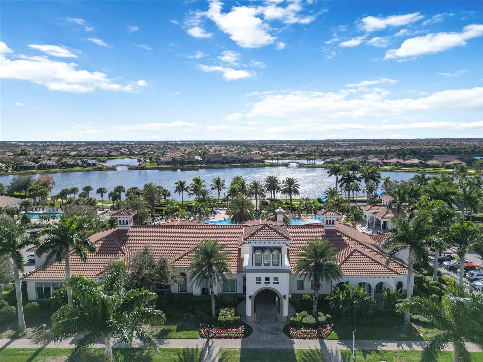 ISLANDWALK/THE WEST VLGS PH 8 - Residential