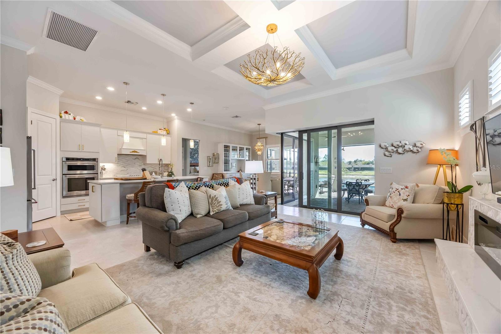 ISLANDWALK/THE WEST VLGS PH 8 - Residential