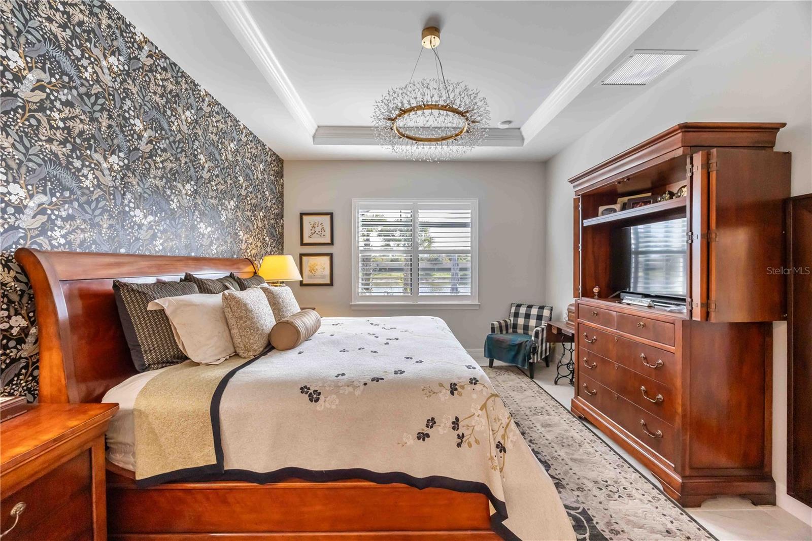 ISLANDWALK/THE WEST VLGS PH 8 - Residential