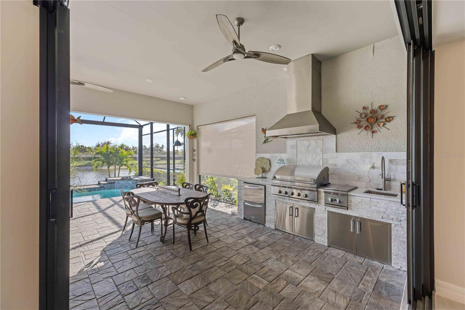 ISLANDWALK/THE WEST VLGS PH 8 - Residential