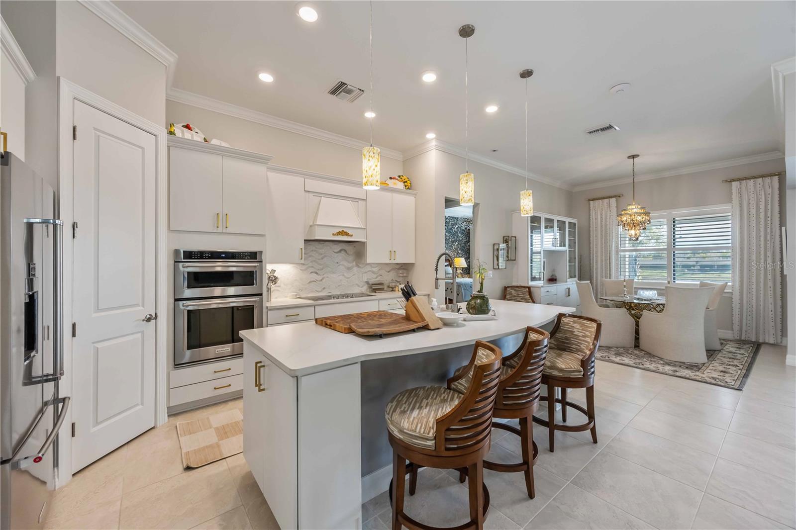 ISLANDWALK/THE WEST VLGS PH 8 - Residential