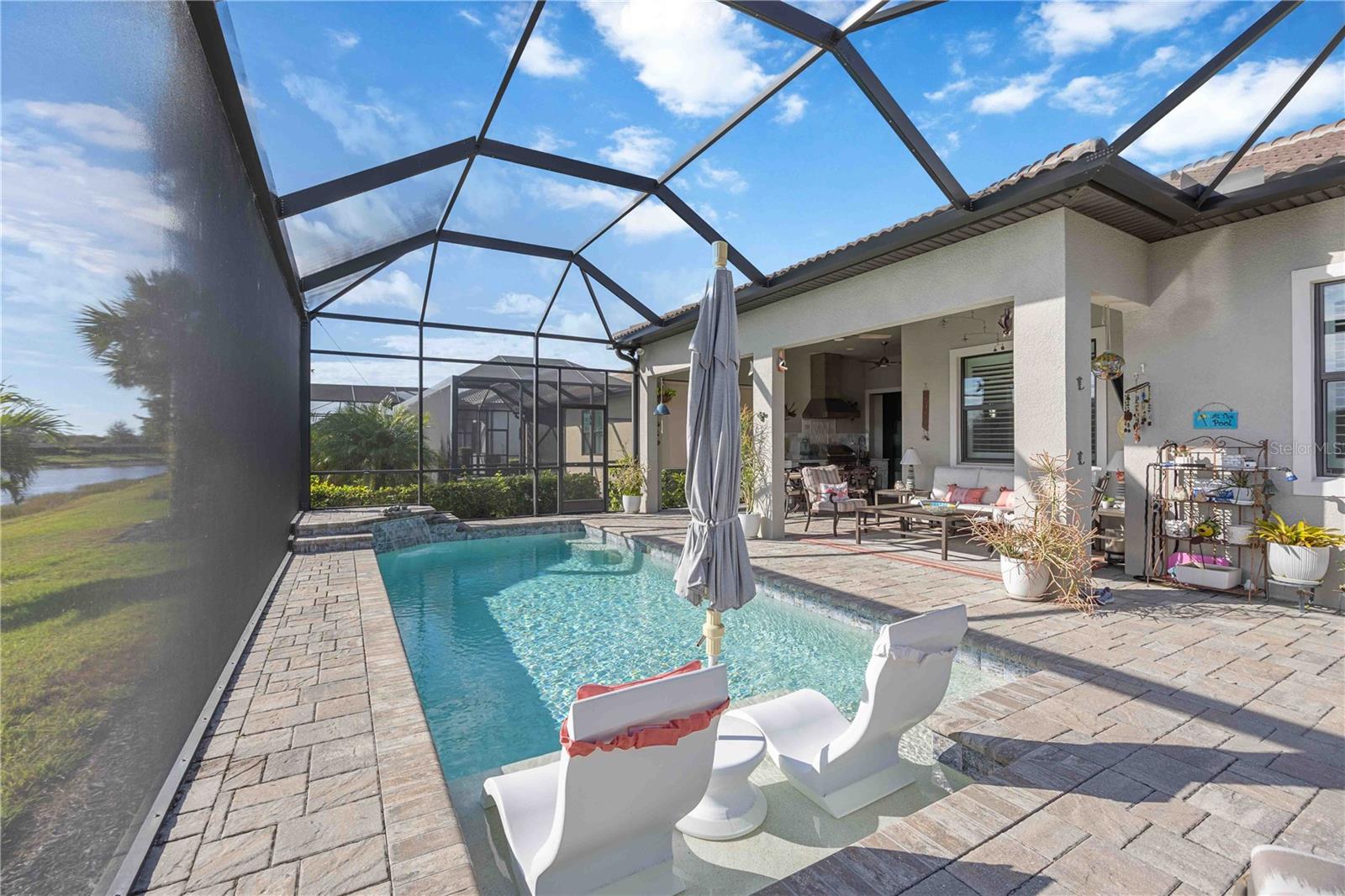 ISLANDWALK/THE WEST VLGS PH 8 - Residential