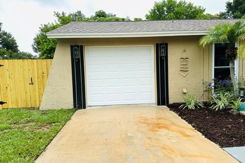 A home in SEMINOLE